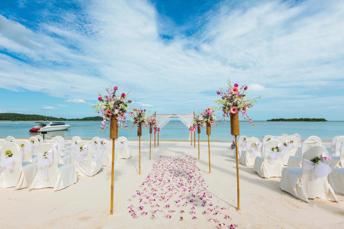 beach wedding