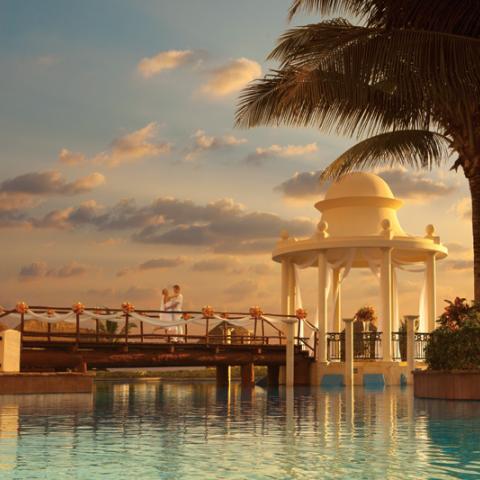 Now Sapphire Riviera Cancun